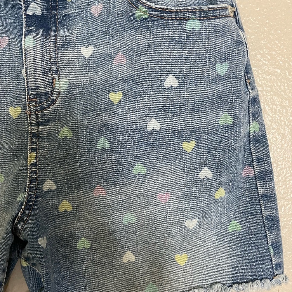 Cat & Jack Blue Heart Print Jean Shorts - Picture 4 of 14